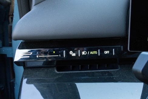 Certified 2025 BMW 530i w/ Premium Package image 17