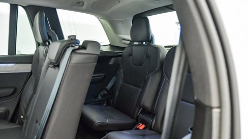 New 2025 Volvo XC90 T8 Plus w/ Protection Package Premier image 24