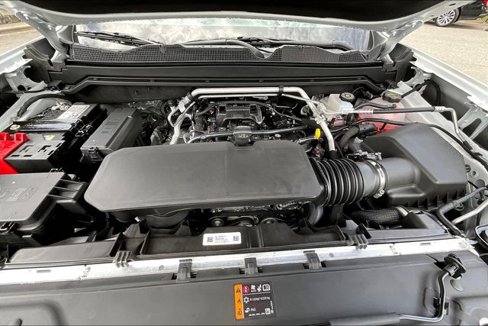 New 2026 GMC Canyon Elevation w/ Convenience Package image 12