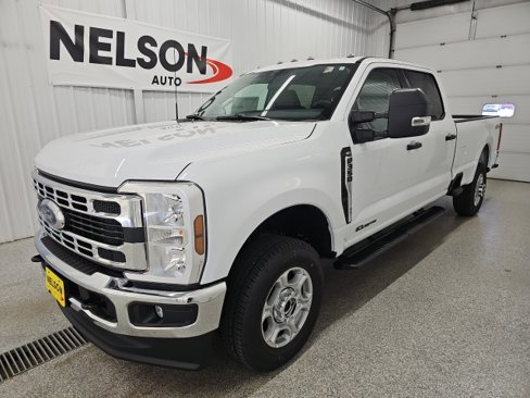 New 2026 Ford F350 4x4 Crew Cab Super Duty image 4