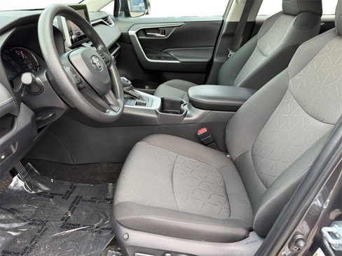 Used 2024 Toyota RAV4 XLE image 9