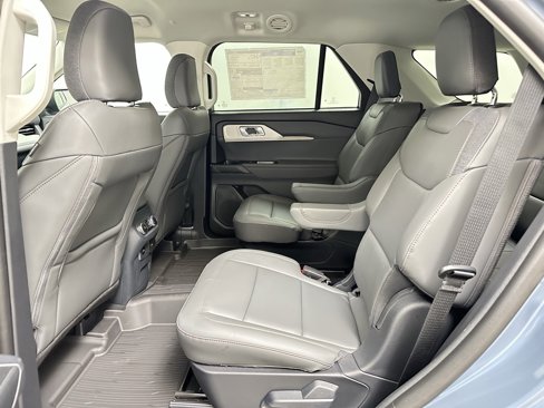 New 2025 Ford Explorer Active w/ Active Comfort Package image 17