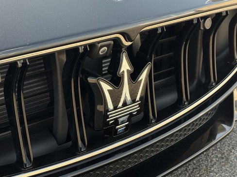 New 2024 Maserati GranCabrio Trofeo image 12