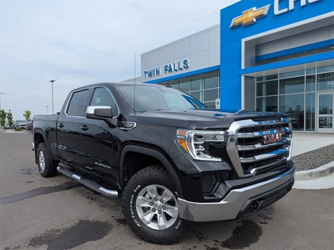 Certified 2022 GMC Sierra 1500 SLE image 1