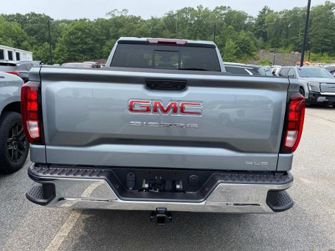 New 2026 GMC Sierra 1500 SLE w/ Preferred Package image 4
