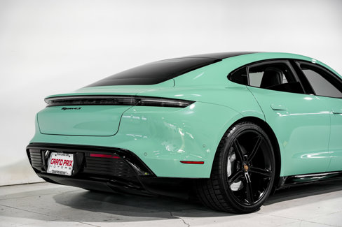 Used 2022 Porsche Taycan 4S image 45