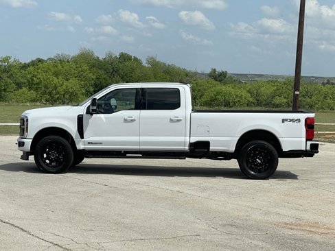New 2025 Ford F350 Lariat w/ Lariat Ultimate Package image 4