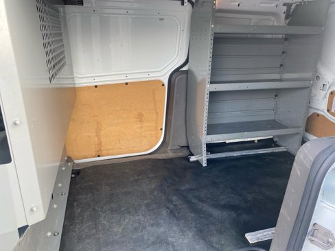 Used 2020 Ford Transit Connect XLT image 17