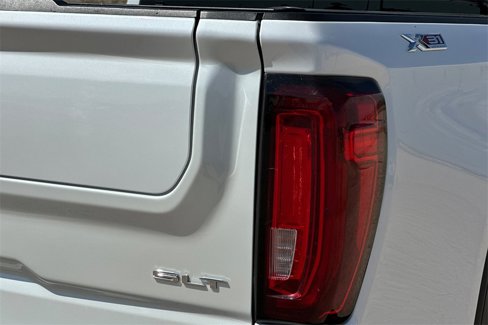 Used 2023 GMC Sierra 1500 SLT w/ SLT Premium Package image 29