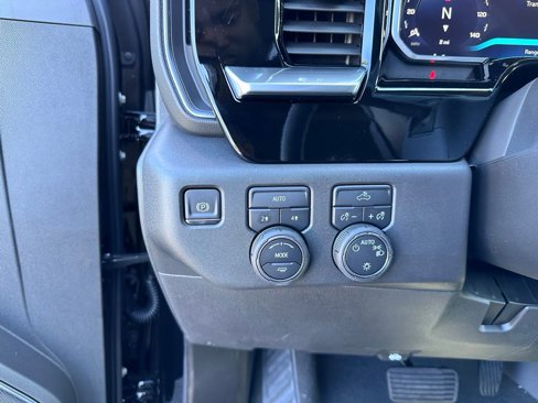New 2026 Chevrolet Silverado 1500 LT image 22