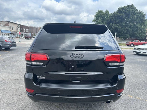 Used 2020 Jeep Grand Cherokee Altitude image 4