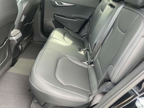 New 2025 Kia EV6 Wind image 10