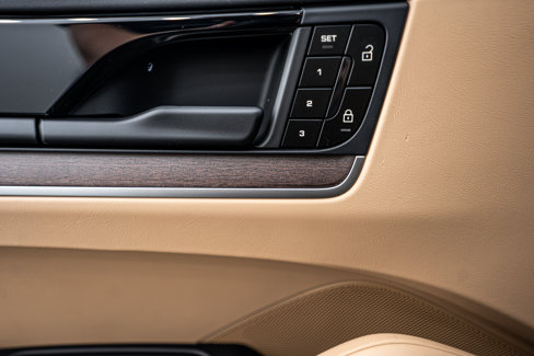 New 2026 Porsche Cayenne E-Hybrid image 20