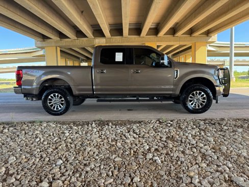 Used 2022 Ford F350 Lariat w/ Lariat Ultimate Package image 2