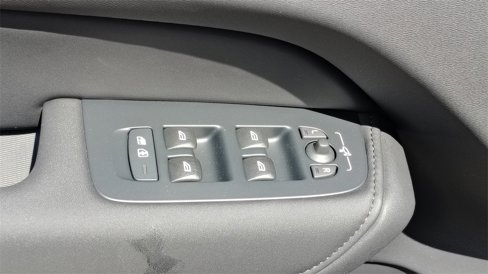 New 2026 Volvo XC60 B5 Plus w/ Protection Package Premier image 10