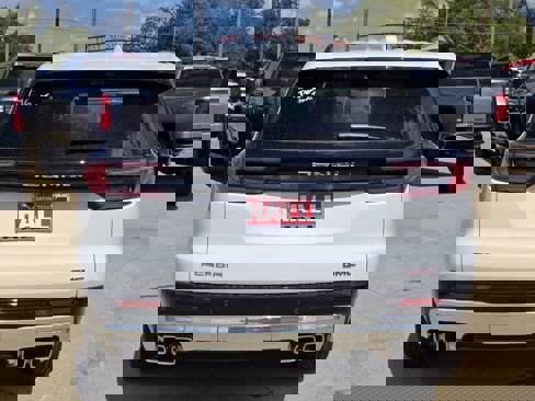 New 2026 GMC Acadia Denali w/ Super Cruise Package image 4