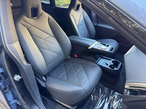 Used 2023 BMW iX M60 w/ Executive Package image 23