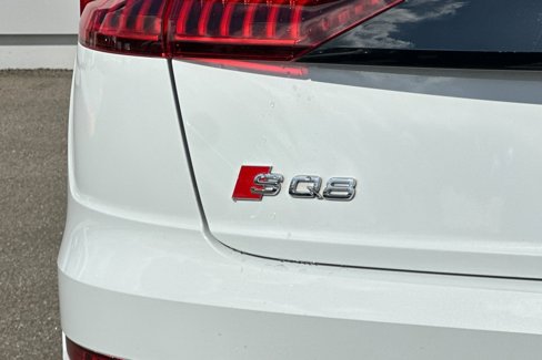 Used 2022 Audi SQ8 Premium Plus w/ Towing Package image 34