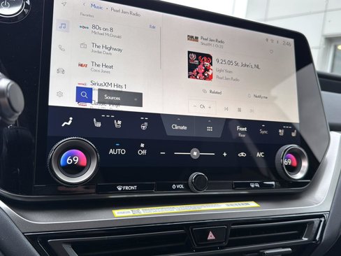New 2025 Lexus TX 500h AWD image 23