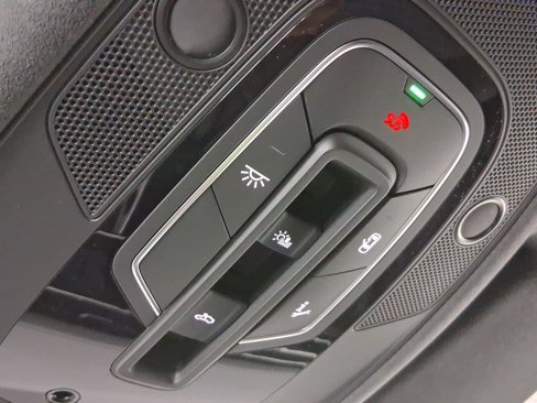New 2026 Audi SQ8 Prestige image 16