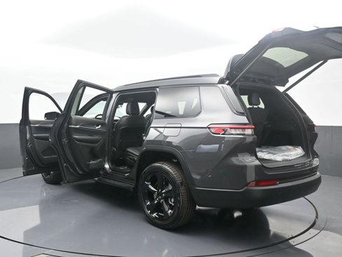 New 2025 Jeep Grand Cherokee L Limited w/ Black Appearance Package image 73