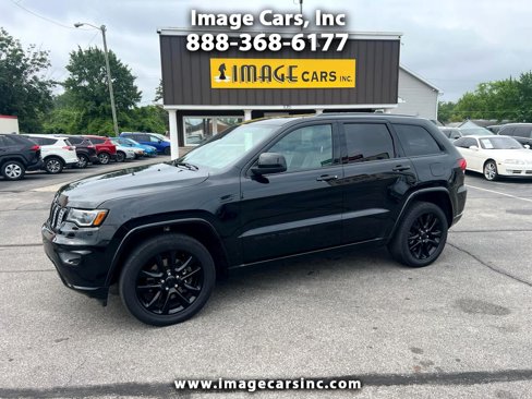 Used 2021 Jeep Grand Cherokee Laredo X image 1