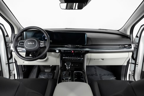 Used 2024 Kia Carnival SX Prestige image 32