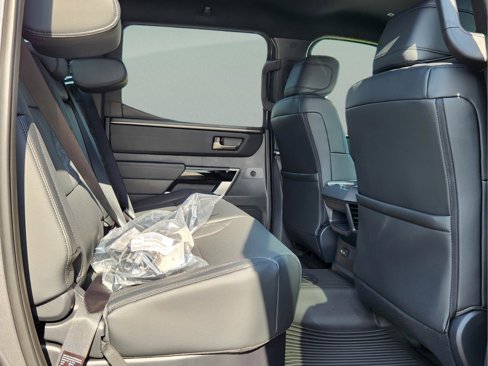 New 2025 Toyota Tundra Limited image 12