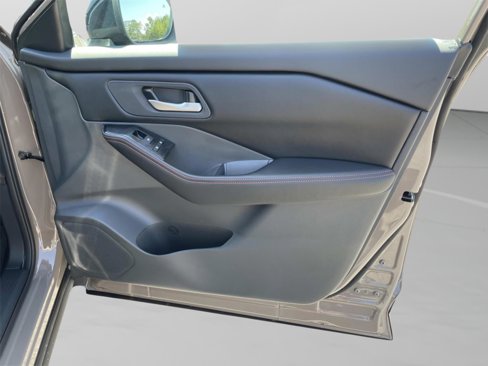 New 2026 Nissan Rogue SV image 30