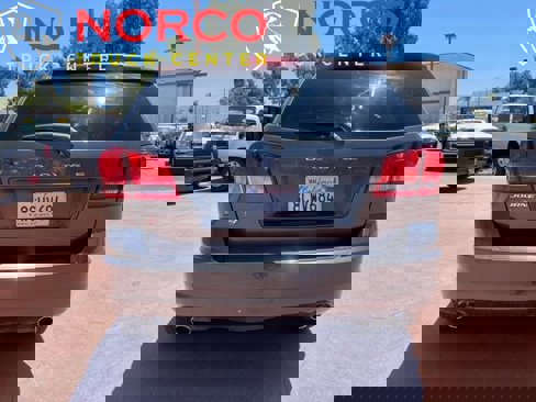 Used 2018 Dodge Journey SE w/ Popular Equipment Group image 7