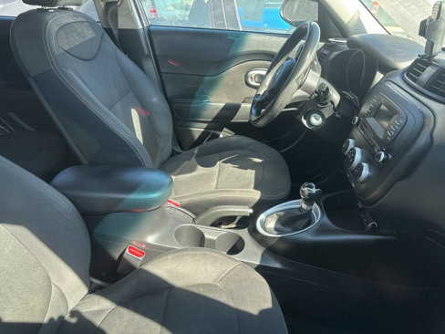 Used 2015 Kia Soul image 6