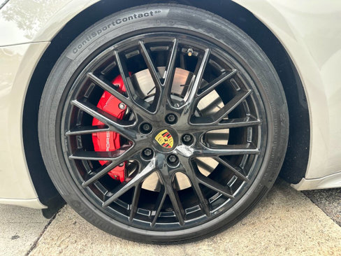 Used 2018 Porsche Panamera Turbo image 21