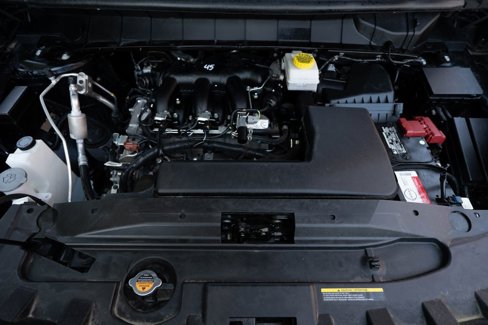 Used 2024 Nissan Pathfinder SV image 25