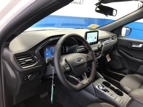 New 2025 Ford Escape ST-Line Select image 13