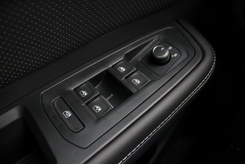 New 2026 Volkswagen Atlas SE image 19