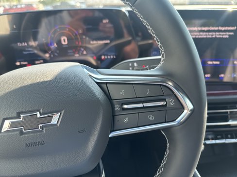 New 2026 Chevrolet Traverse Z71 w/ Driver Confidence Package image 36