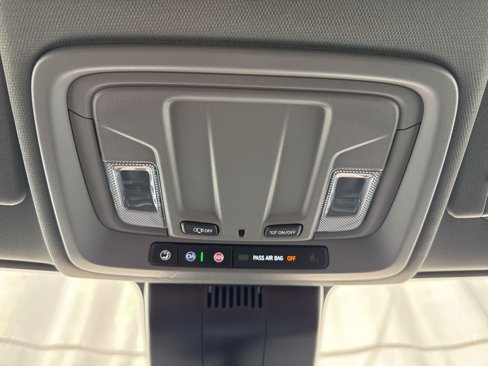 New 2026 GMC Sierra 1500 Elevation image 32