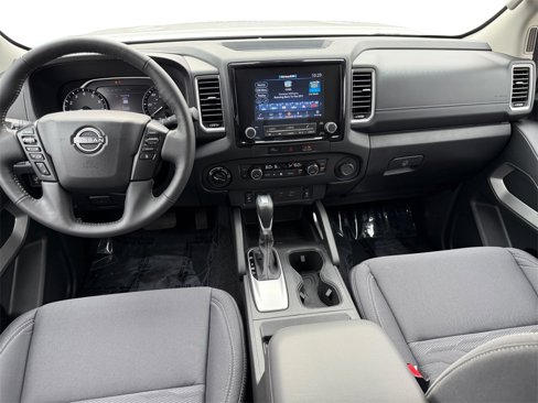Used 2024 Nissan Frontier SV w/ SV Convenience Package image 10