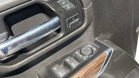 Used 2022 Chevrolet Silverado 2500 High Country w/ Z71 Off-Road Package image 13