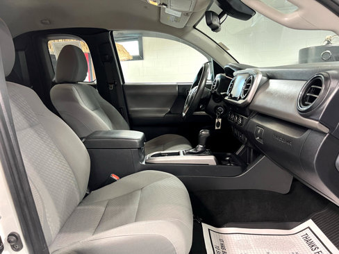 Used 2020 Toyota Tacoma SR5 image 20