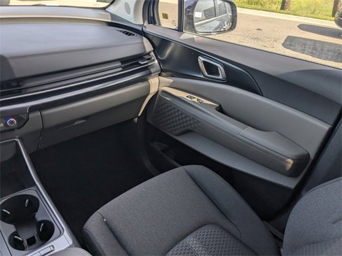 New 2026 Kia Carnival LX image 22
