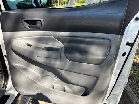 Used 2009 Toyota Tacoma PreRunner image 24