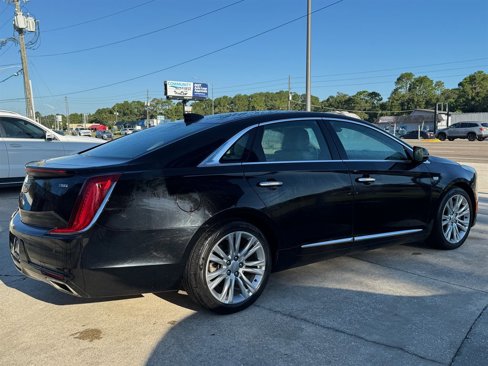 Used 2018 Cadillac XTS Luxury image 7