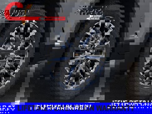 New 2026 Chevrolet Traverse LT w/ Enhanced Driving Package image 9