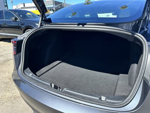 Used 2023 Tesla Model 3 Standard Range image 7
