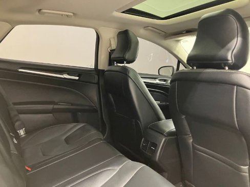 Used 2019 Ford Fusion Titanium image 46