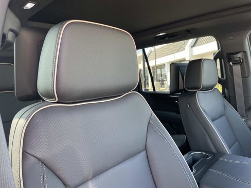 New 2026 GMC Yukon XL Elevation w/ Elevation Premium Package image 29