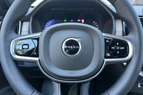 New 2026 Volvo XC90 B5 Plus image 22