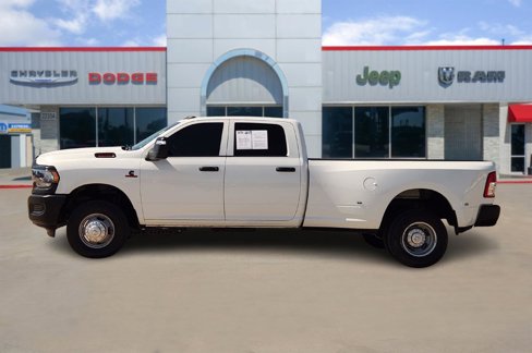 Used 2024 RAM 3500 Tradesman image 3