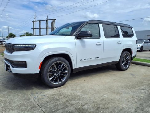 New 2025 Jeep Grand Wagoneer Series II Obsidian image 17